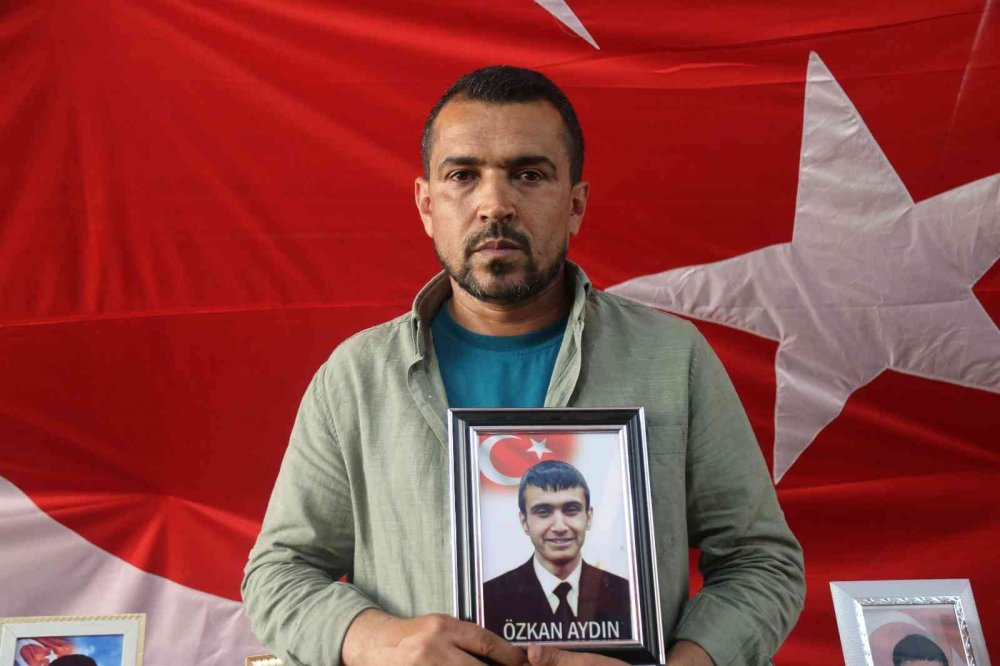 Evlat nöbetinde destansı direniş 1000’inci gününde! 35 aile evladını PKK’nın elinden kurtardı! HDP kepenkleri kapattı