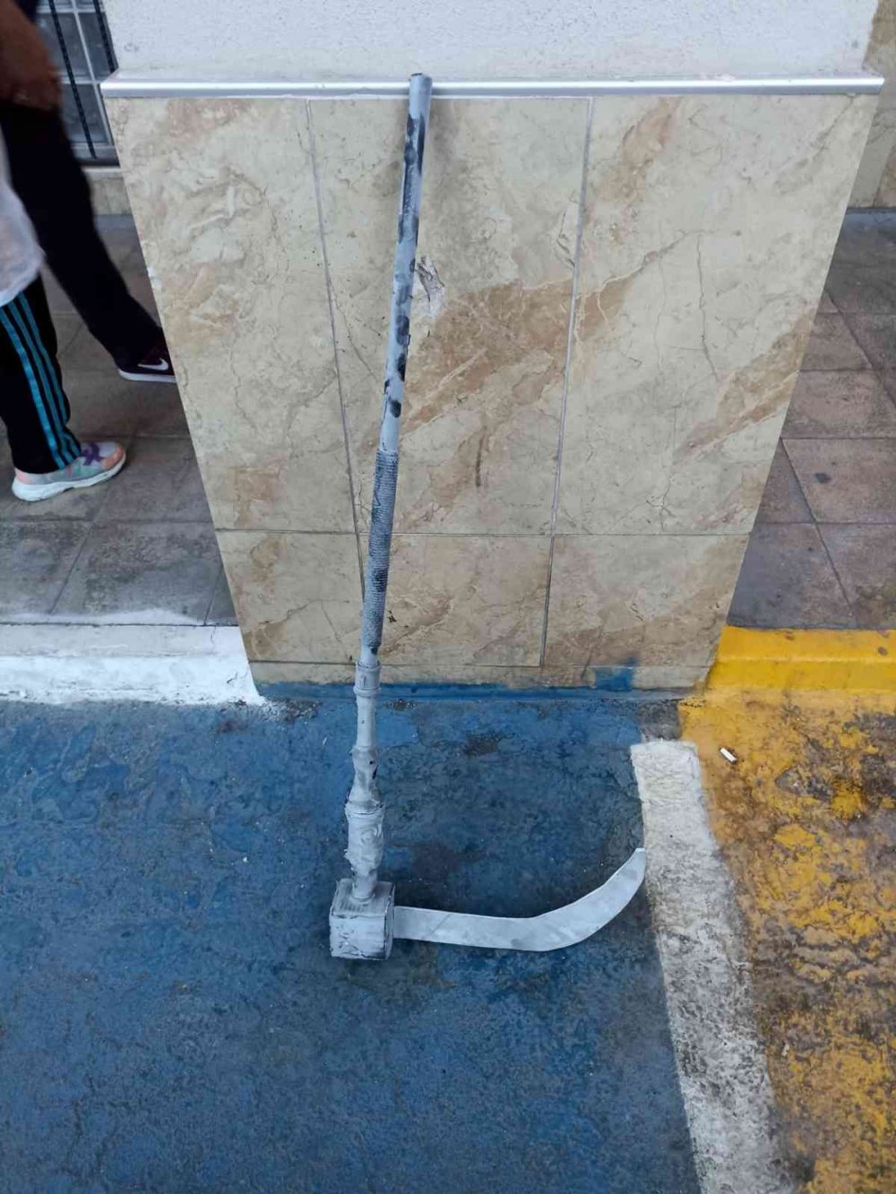 Konya'dan otobüsle gitti! Eline orak alıp Galata Meydanı'nda kendisini ateşe verdi! O anlar kamerada