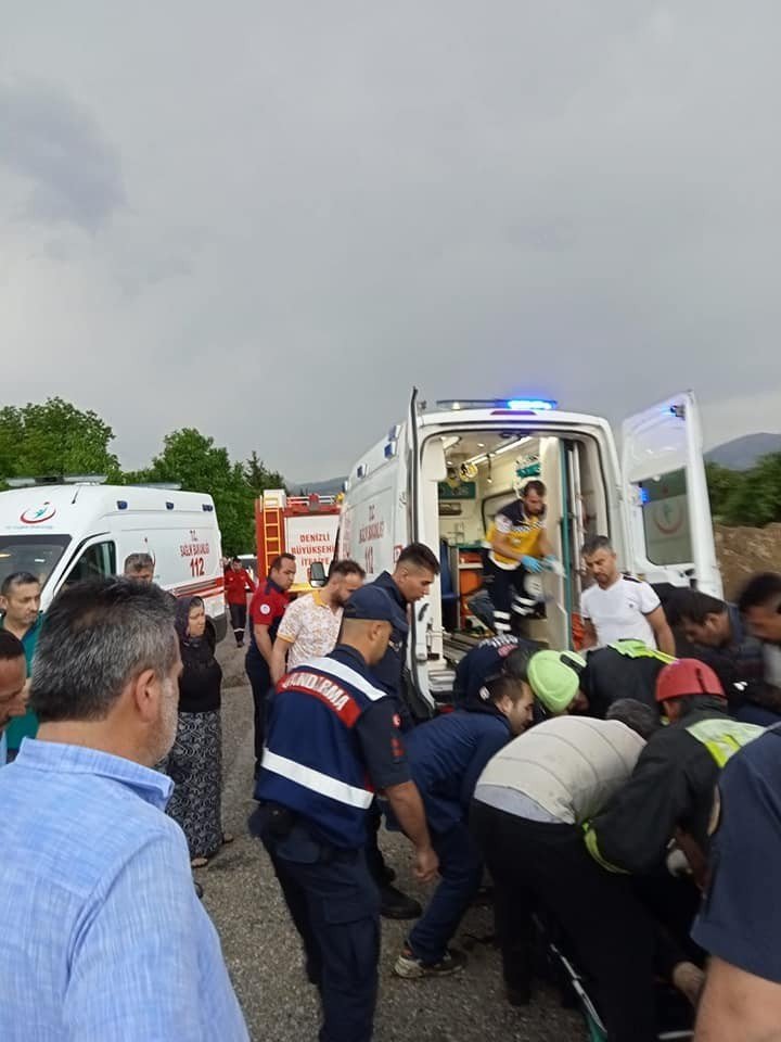 Kahreden kaza! Asiye Tozgun ve bebeği Huriye'nin ölümüne neden olan sürücü ’Geçmiş olsun’ deyip kayboldu