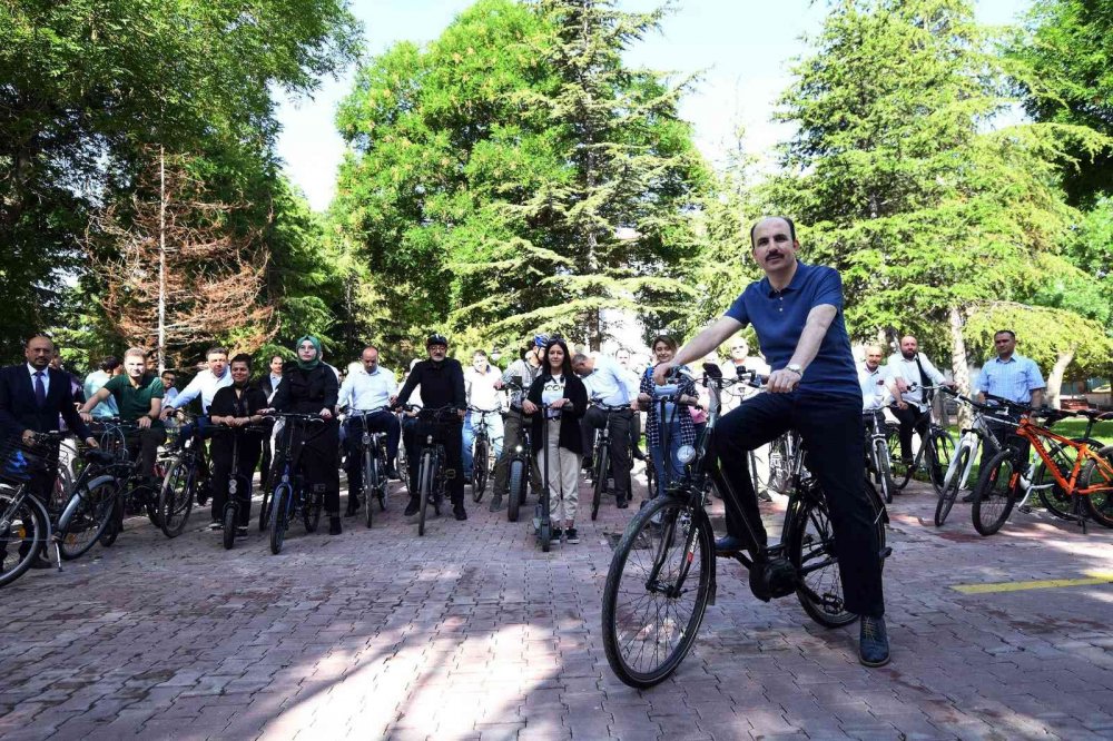 Başkan Altay Konya'da imkanı olan herkesi davet etti! 'Bisiklete binin'