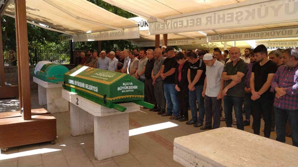 Kendini yakmıştı! Abdullah Cihat Turan Pekpak Konya'da dualarla defnedildi