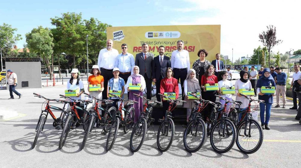 Bisiklet şehri Konya’da bilerce pedal 'temiz hava için' döndü! 83 öğrenci bisiklet ve ekipmanı kazandı