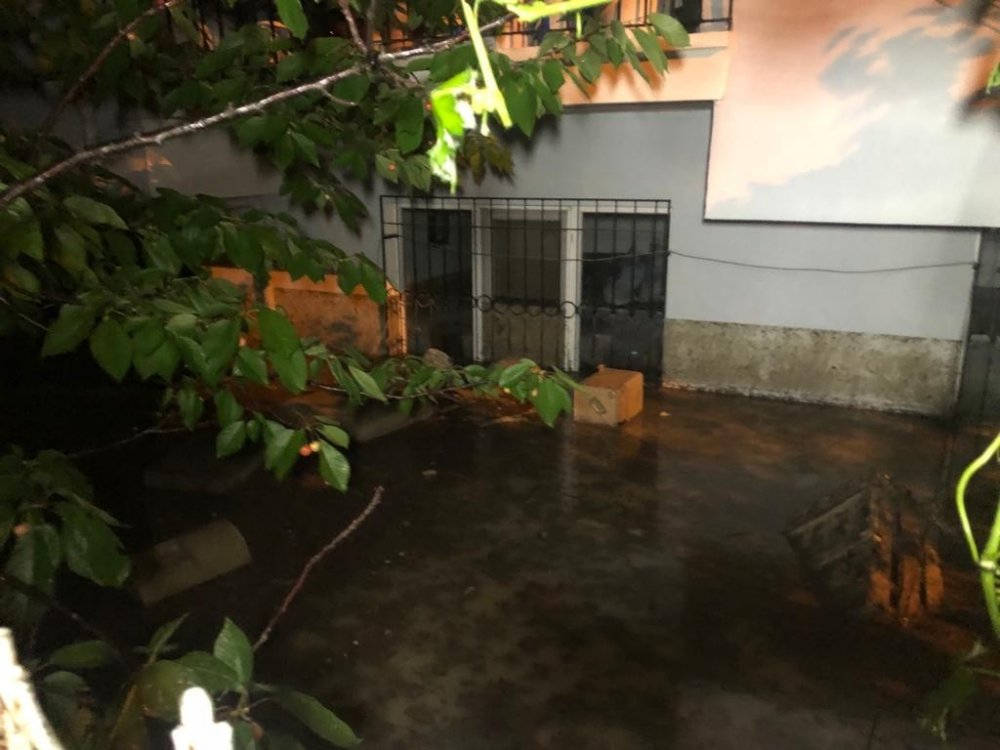 Sağanak yağış sonrası evi su bastı! Vesile Doğtaş öldü, annesi ağır yaralı