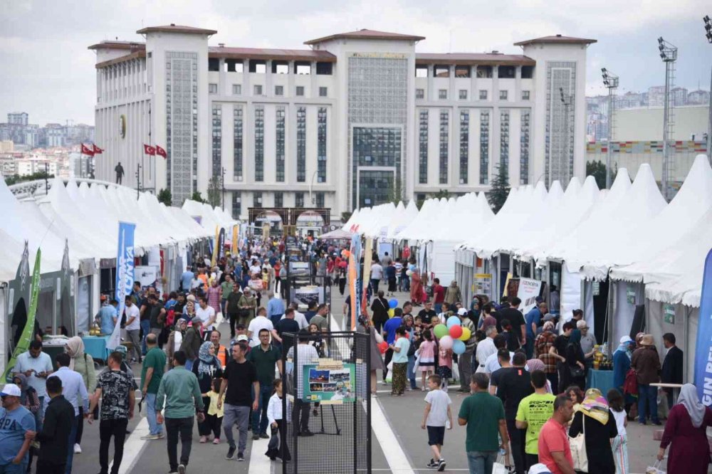 Konya Günleri sona erdi! Ankara Millet Bahçesi eski günlerine döndü