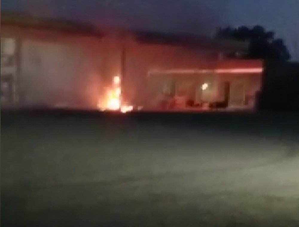 LPG pompası patladı! Akaryakıt istasyonunda büyük panik