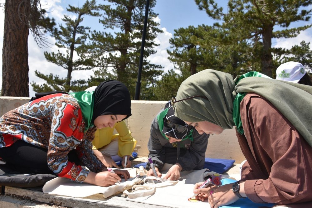 Türkiye’de bir ilk daha Konya'da! ‘Atıksız Yaşam Kampı’ ile çöpsüz yaşanabileceğini gösterdiler
