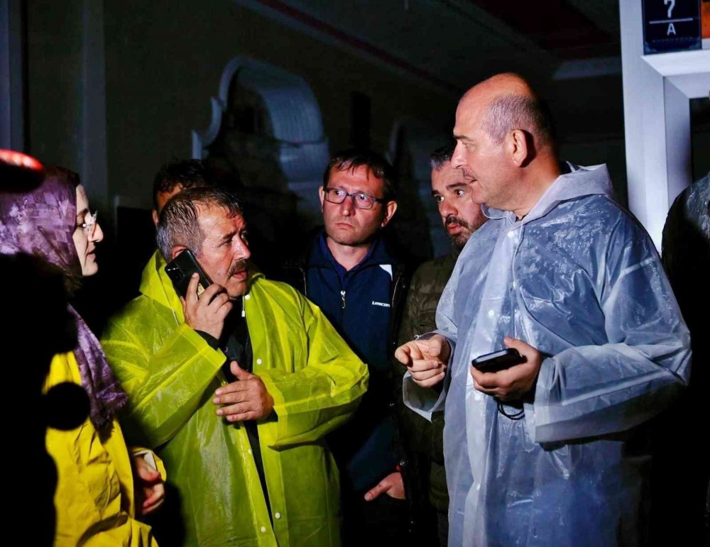 Bakan Soylu bölgede! Akyurt'ta selde elektrik akımına kapılan Muhammet Şahin hayatını kaybetti!