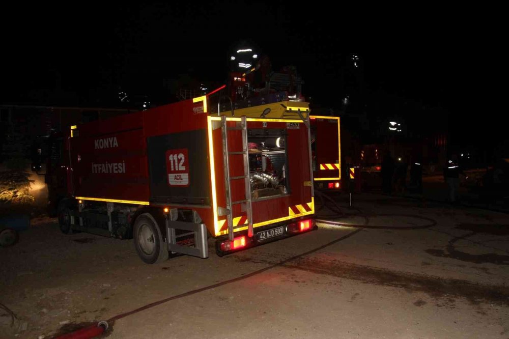 Konya'dan dünyaya ihracat yapan balık fabrikası alev alev yandı! Hasar büyük