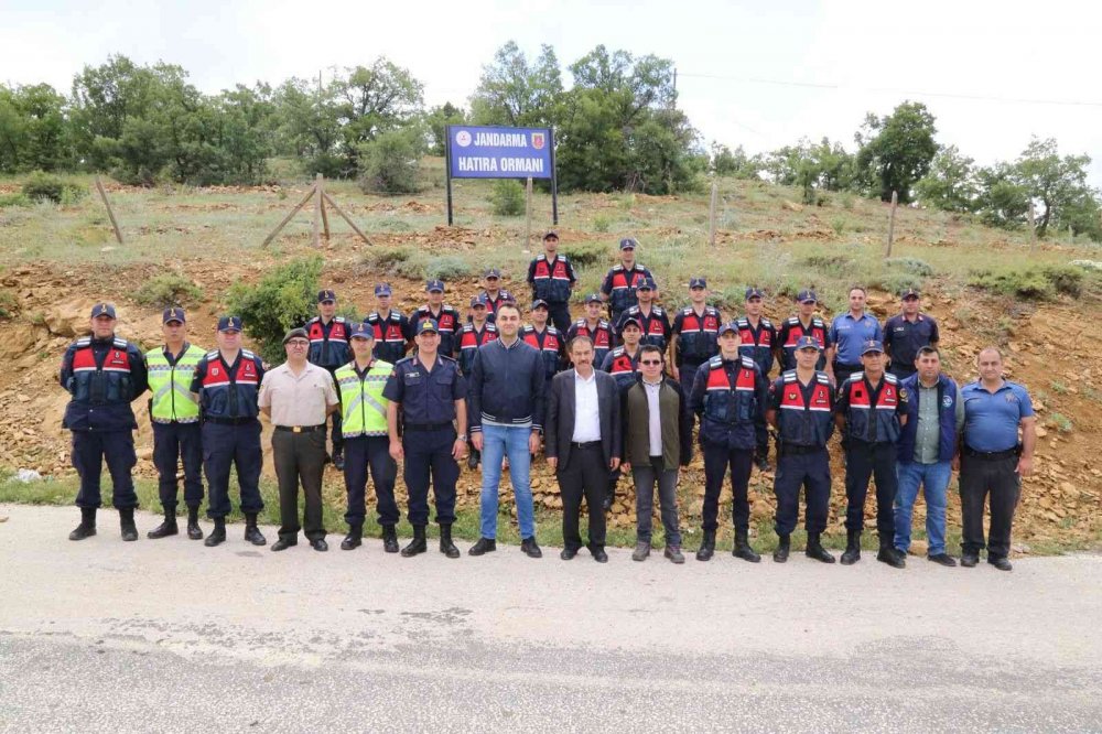 Konya Hadim Jandarma Komutanlığı 183. yılına ithafen 183 badem fidanı dikti