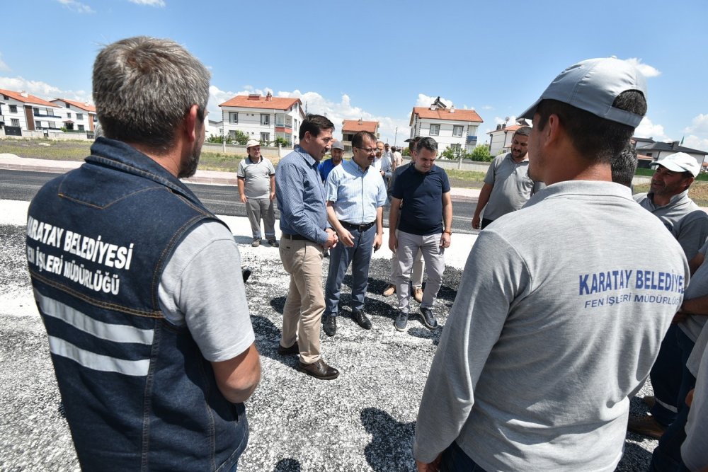 Karatay'da asfaltlama çalışmaları! Başkan Kılca da oradaydı