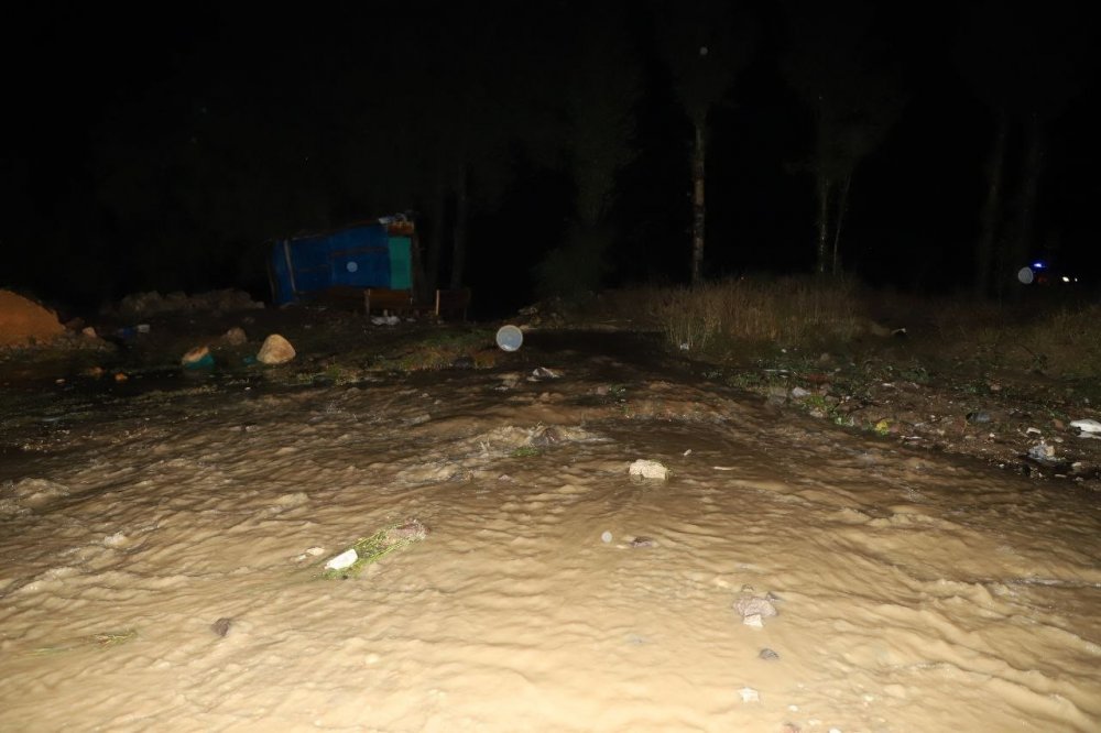 Afyon'da şiddetli yağış! 3 bin yıllık Frig uygarlığı eserlerinin yer aldığı Ayazini sular altında