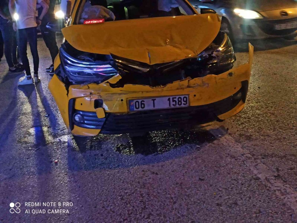 Ankara’da zincirleme kaza! 5 araç birbirine girdi