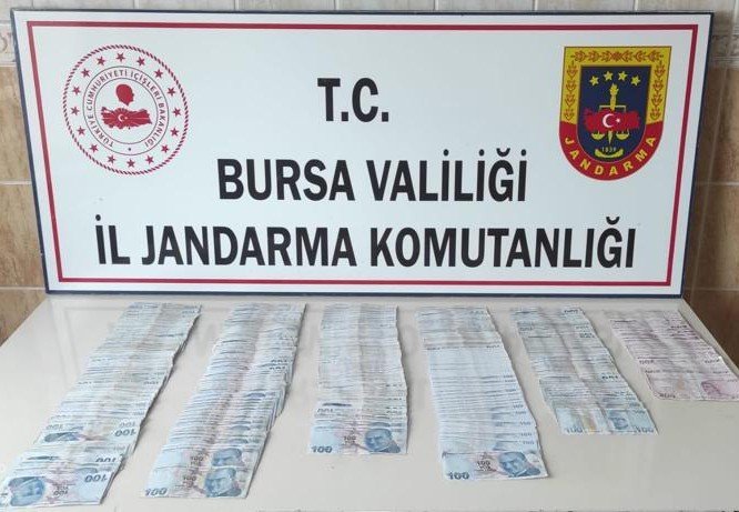 Bitmediler! Sahte polisler vatandaşı 'adınıza kredi çekildi' yalanıyla dolandırdı!