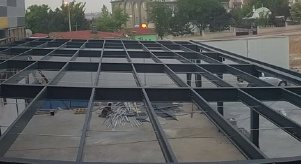 Konya'da hırsızın pişkinliği pes dedirdi! Mesaiye gider gibi gitti inşaatı böyle soydu