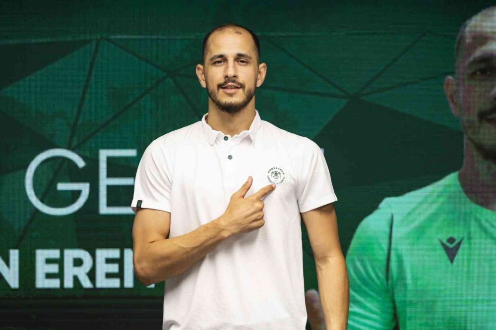 Konyaspor'a yeni kaleci! Erhan Erentürk'le bonservissiz sözleşme imzalandı