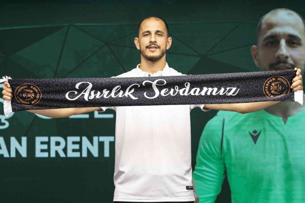 Konyaspor'a yeni kaleci! Erhan Erentürk'le bonservissiz sözleşme imzalandı