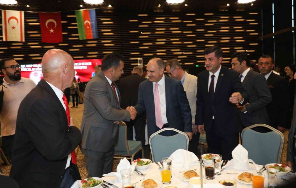 Bakan Soylu Konya’da buluşan Türk İslam dünyası Şehit ve gazi ailelerine seslendi: Emrinizdeyiz