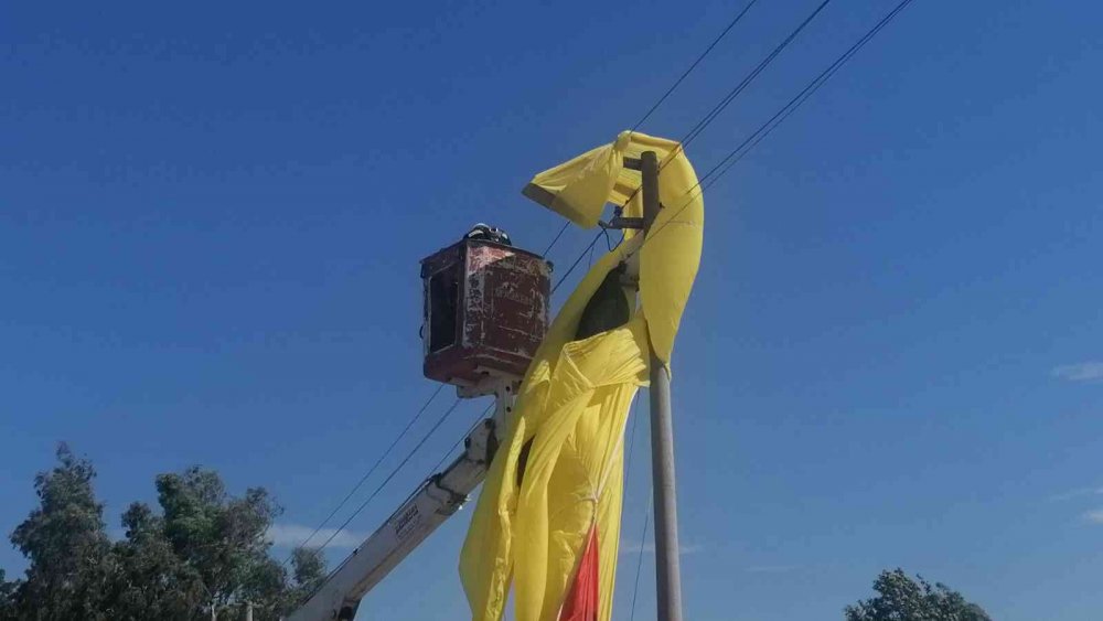 Manavgat'ta dehşet anları! İki Alman kadın turist hava büyük panik yaşadı! Elektrik telleri koptu yangın çıktı