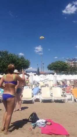 Manavgat'ta dehşet anları! İki Alman kadın turist hava büyük panik yaşadı! Elektrik telleri koptu yangın çıktı