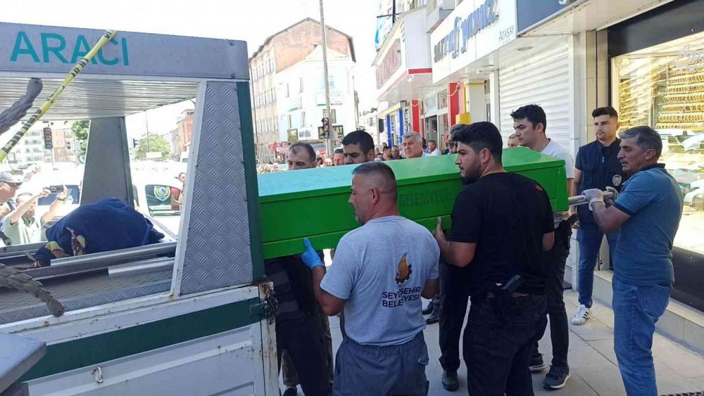 Konya’da kuyumcu cinayeti! Psikolojisi bozuk genç Yusuf Şahin'i 6 kurşunla öldürdü