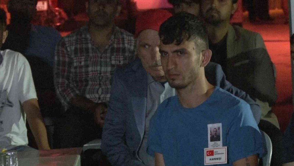 Pençe-Kilit Harekatı şehidi Enes Özgül'ün baba ocağına ateş düştü