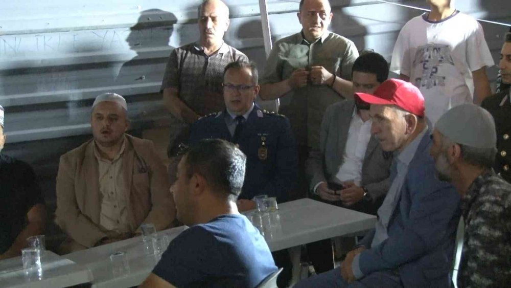 Pençe-Kilit Harekatı şehidi Enes Özgül'ün baba ocağına ateş düştü