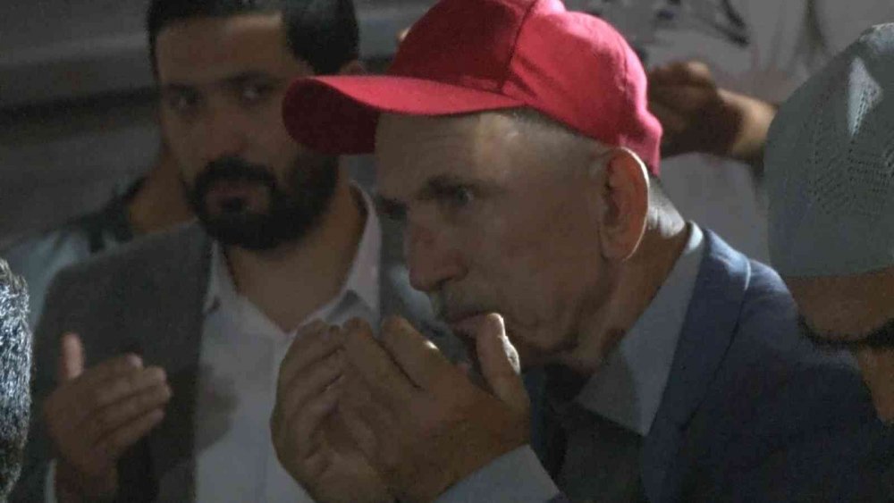 Pençe-Kilit Harekatı şehidi Enes Özgül'ün baba ocağına ateş düştü