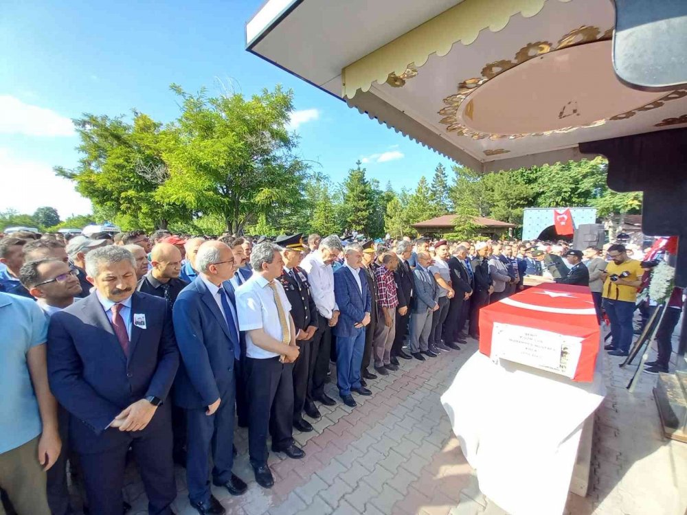 Konya şehidini uğurladı! Uzman Çavuş Muhammed Mustafa Koca Çumra'da toprağa verildi