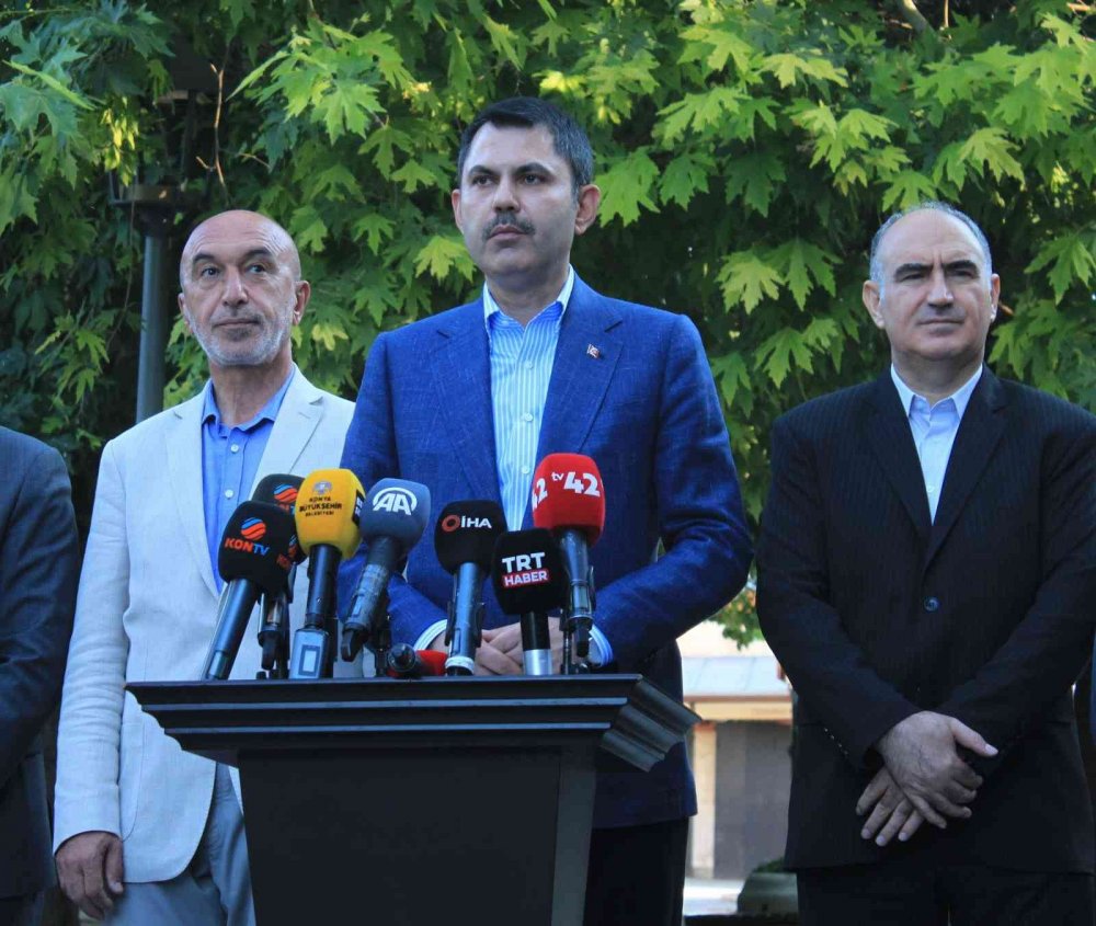 Çevre, Şehircilik ve İklim Değişikliği Bakanı Kurum Konya’da hemşehrileriyle bayramlaştı!
