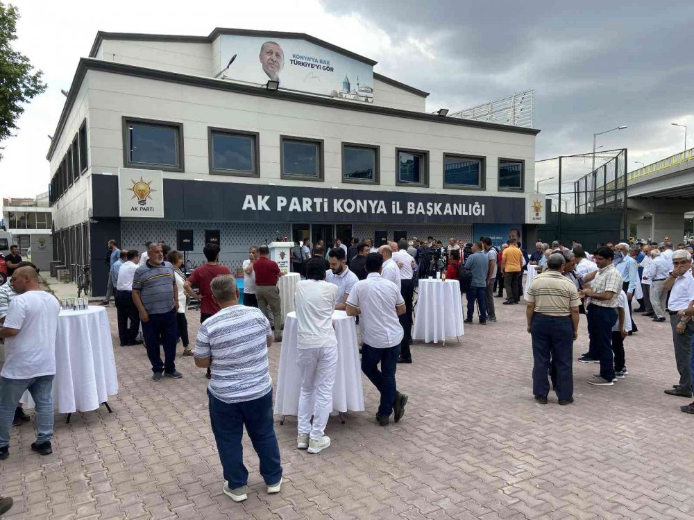 AK Parti Konya bayramlaşmasında insanlığa barış ve hoşgörü mesajı
