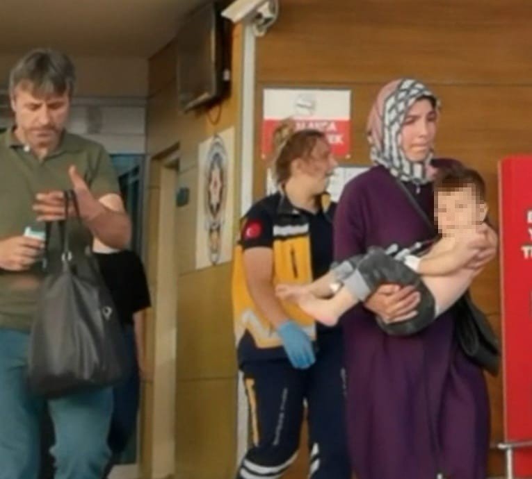 Çamaşır suyu içen  1 yaşındaki Yiğithan hastanelik oldu