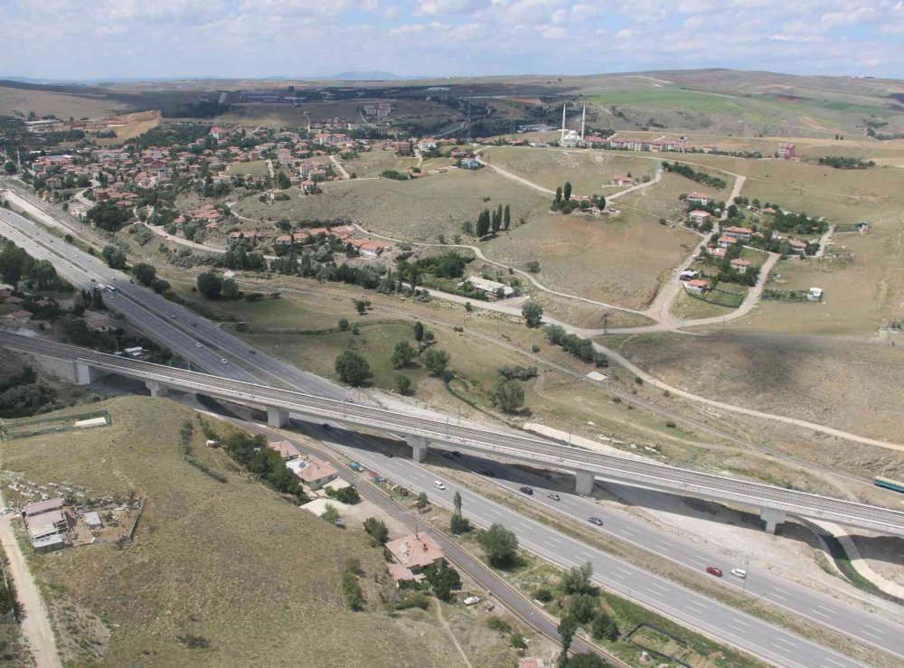 Bayram dönüşü trafiği havadan denetlendi! Ankara yolları sakin