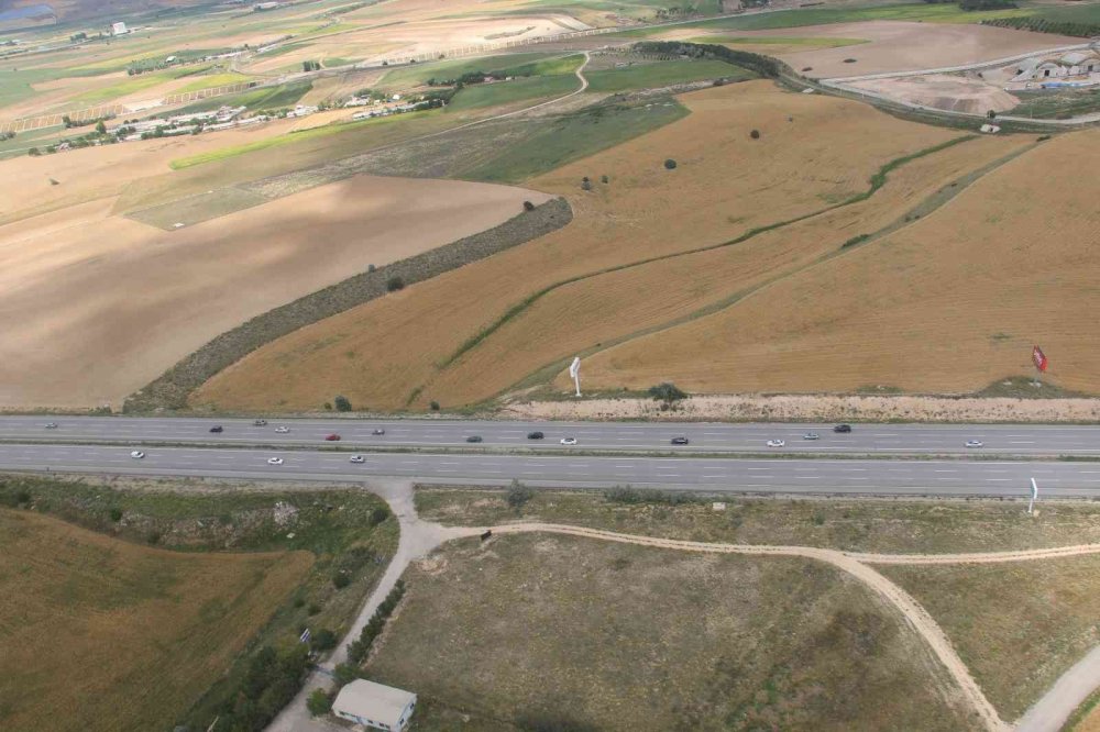 Bayram dönüşü trafiği havadan denetlendi! Ankara yolları sakin