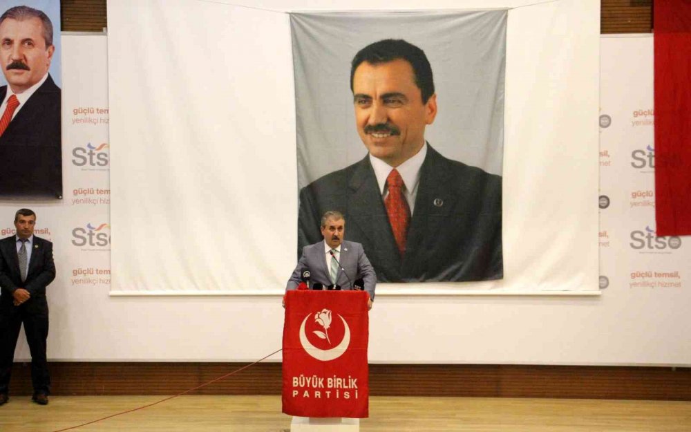 Destici Sivas'tan İmamoğlu'na yüklendi! Sel felaketi sanal ortamda yönetilmez!