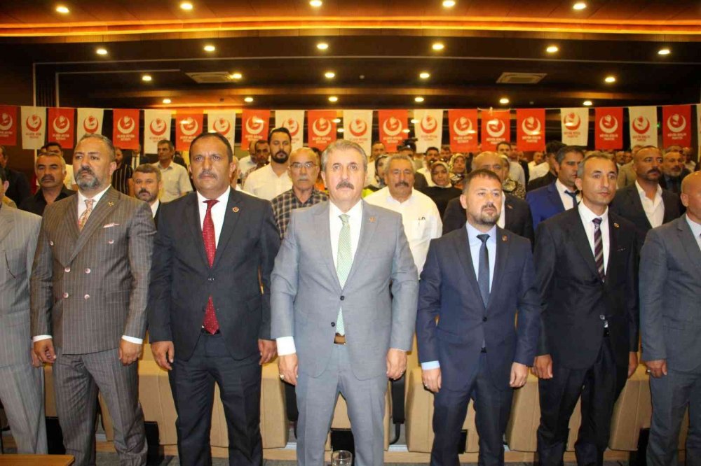 Destici Sivas'tan İmamoğlu'na yüklendi! Sel felaketi sanal ortamda yönetilmez!