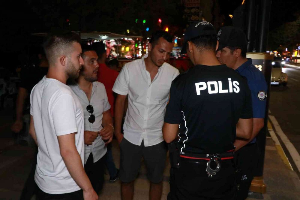 Tatilcilerin geçiş güzergahı Aksaray’da bayram denetimleri hız kesmiyor