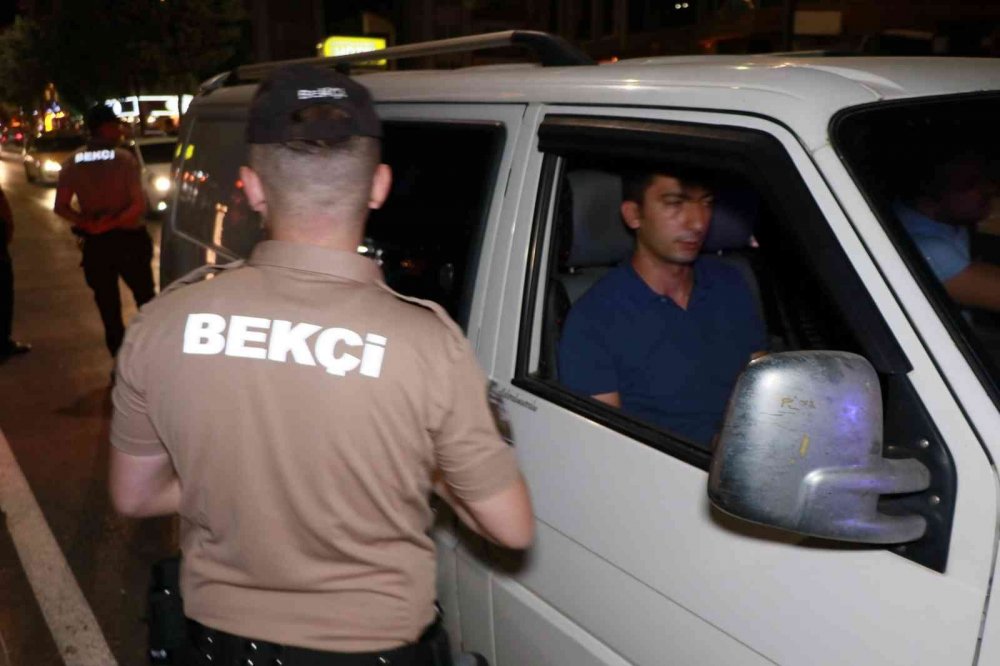 Tatilcilerin geçiş güzergahı Aksaray’da bayram denetimleri hız kesmiyor