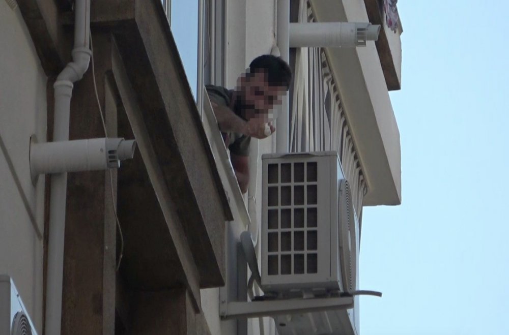 Antalya'da 5 yeğeni ve engelli kardeşini bıçakla rehin alıp 16 bin TL istemişti! Serbest bırakıldı