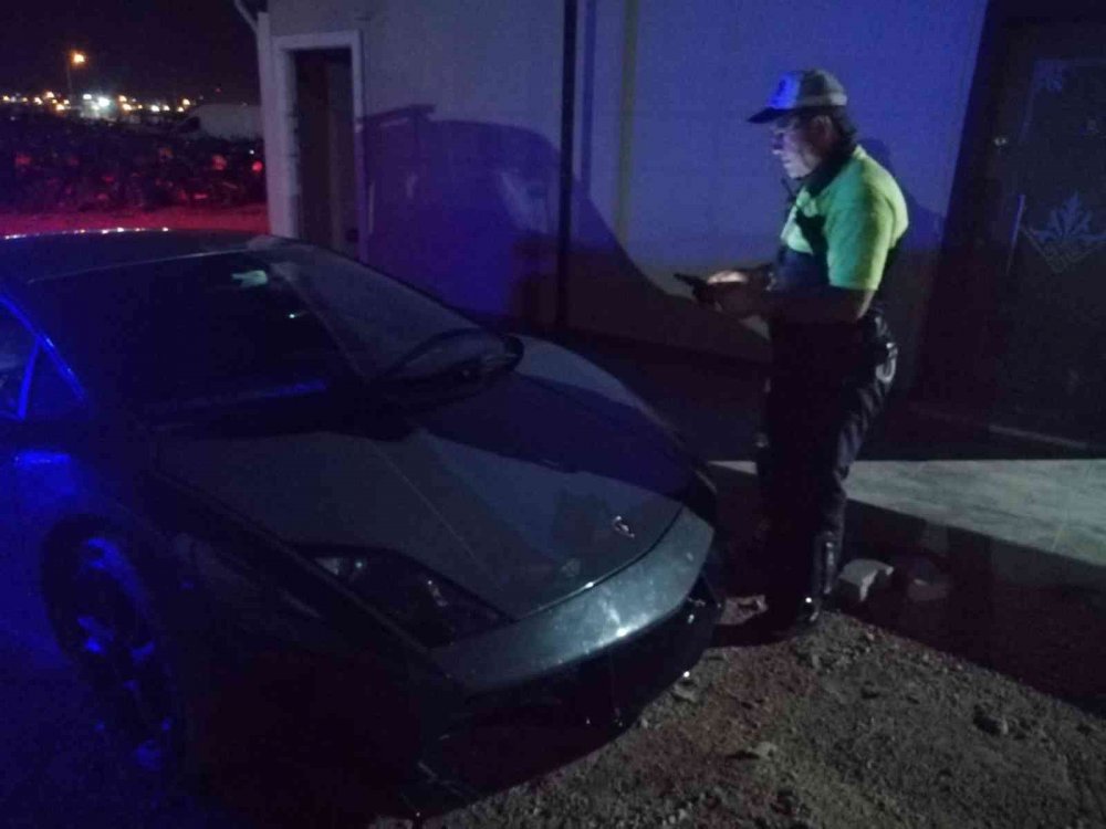 Konya Akyokuş'ta drift atan sürücünün cezası ağır oldu! Lüks otomobille magandalık kamerada