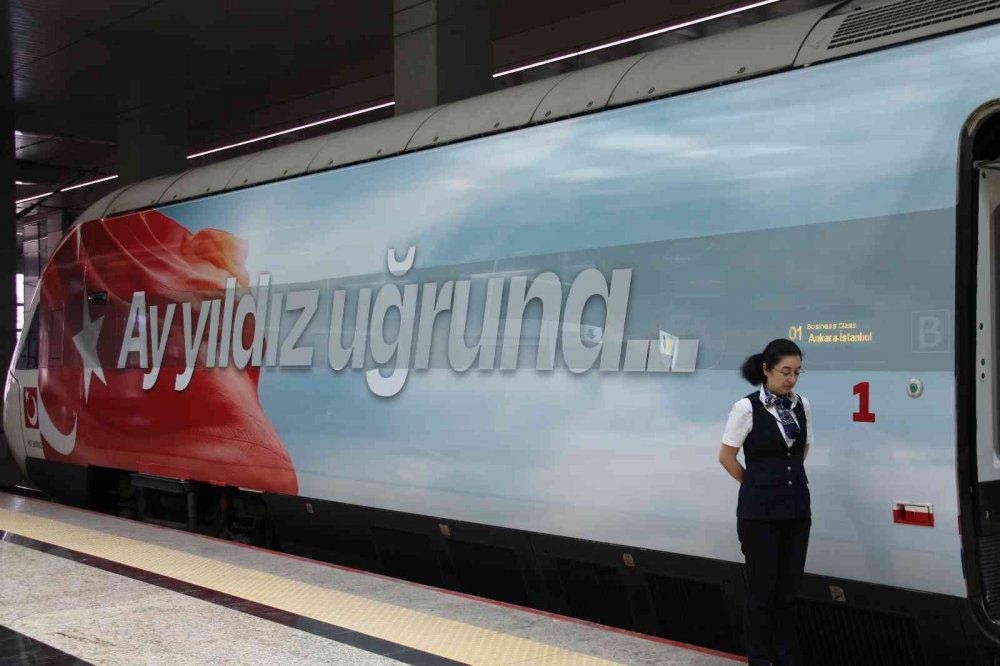 15 Temmuz Demokrasi ve Milli Birlik Treni sefere çıktı! Ankara, İstanbul ve Konya arasında 2 ay hizmet verecek