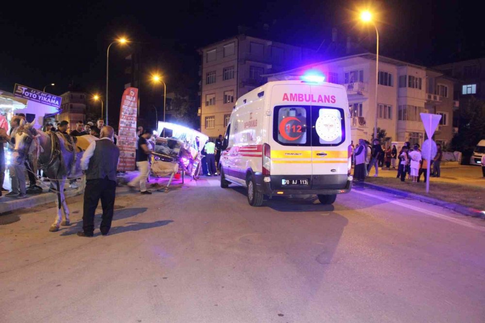 Karaman'da fayton gezisi acı bitti! At ürktü teker yerinden fırladı 2’si çocuk 5 kişi ölümden döndü