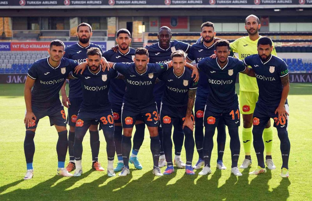 Konyaspor Başakşehir'e tek golle mağlup oldu