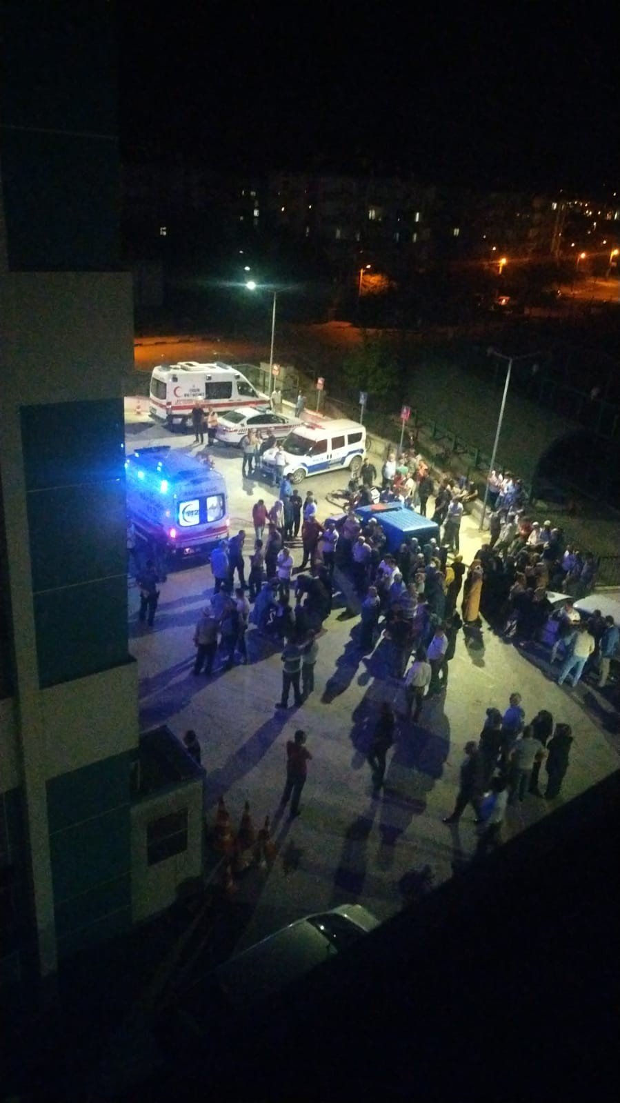 Arazi kavgası cinayetle bitti: Mermiler havada uçuştu! 1 ölü, 3 ağır yaralı