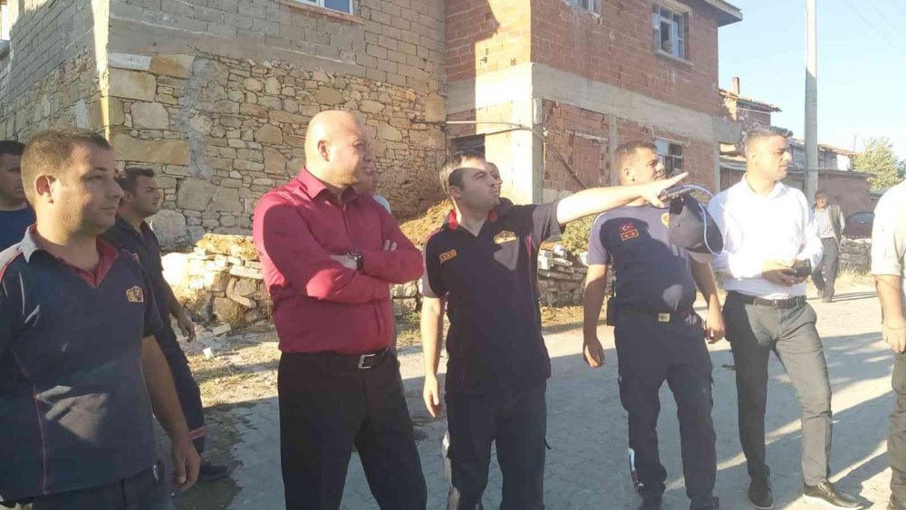 Manisa Gördes'te orman yangını! Havadan ve karadan çok sayıda ekip müdahale ediyor