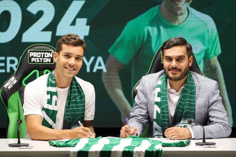 Arabam.com Konyaspor Guilherme Sitya ile yeniden sözleşme imzaladı