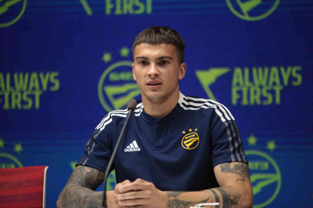 BATE Borisov Teknik Direktörü Mikhaylov: Konyaspor müsabakasına son üç maçın analizini yaparak hazırlandık