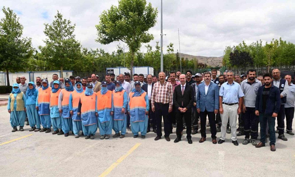 Pekyatırmacı Selçuklu Belediyesi personeliyle buluşmaya devam ediyor