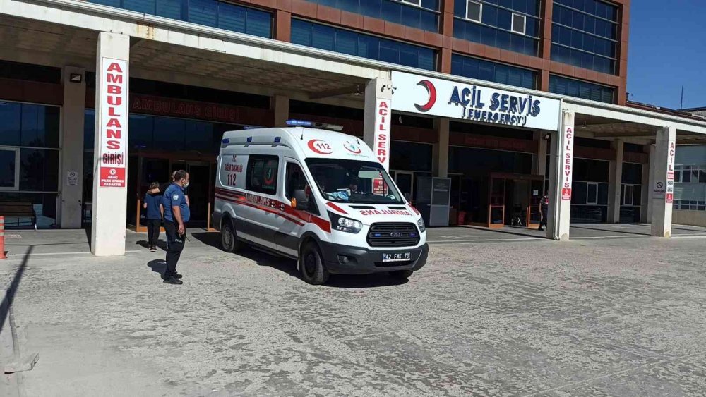 Konya'da saman balyaları üstünde yolculuk acı bitti! Tele takılıp düşen gencin durumu ağır