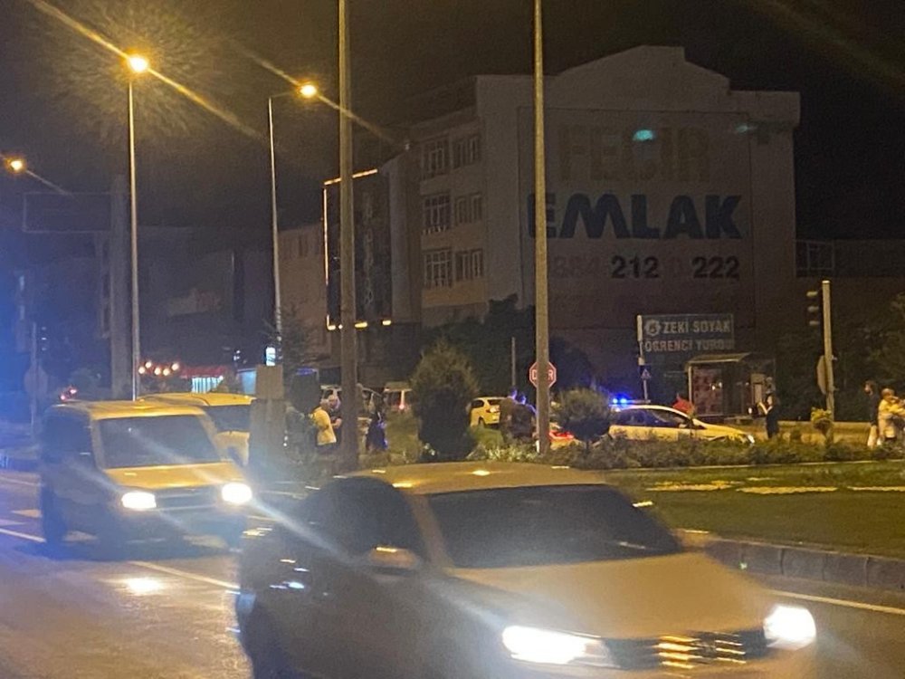 Trafik kazası sonrası silahlı kavga! Ortalık karıştı