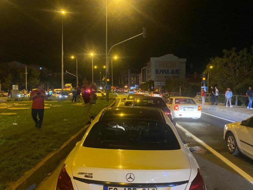 Trafik kazası sonrası silahlı kavga! Ortalık karıştı